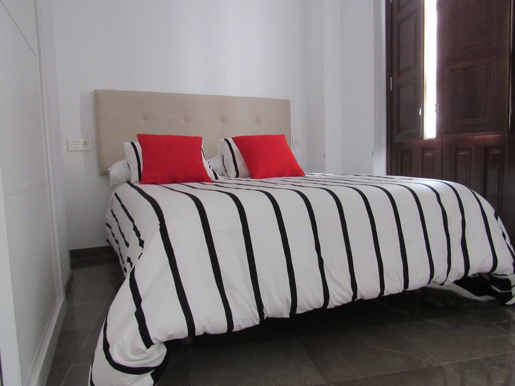 Apartamentos Iliberis Γρανάδα Εξωτερικό φωτογραφία